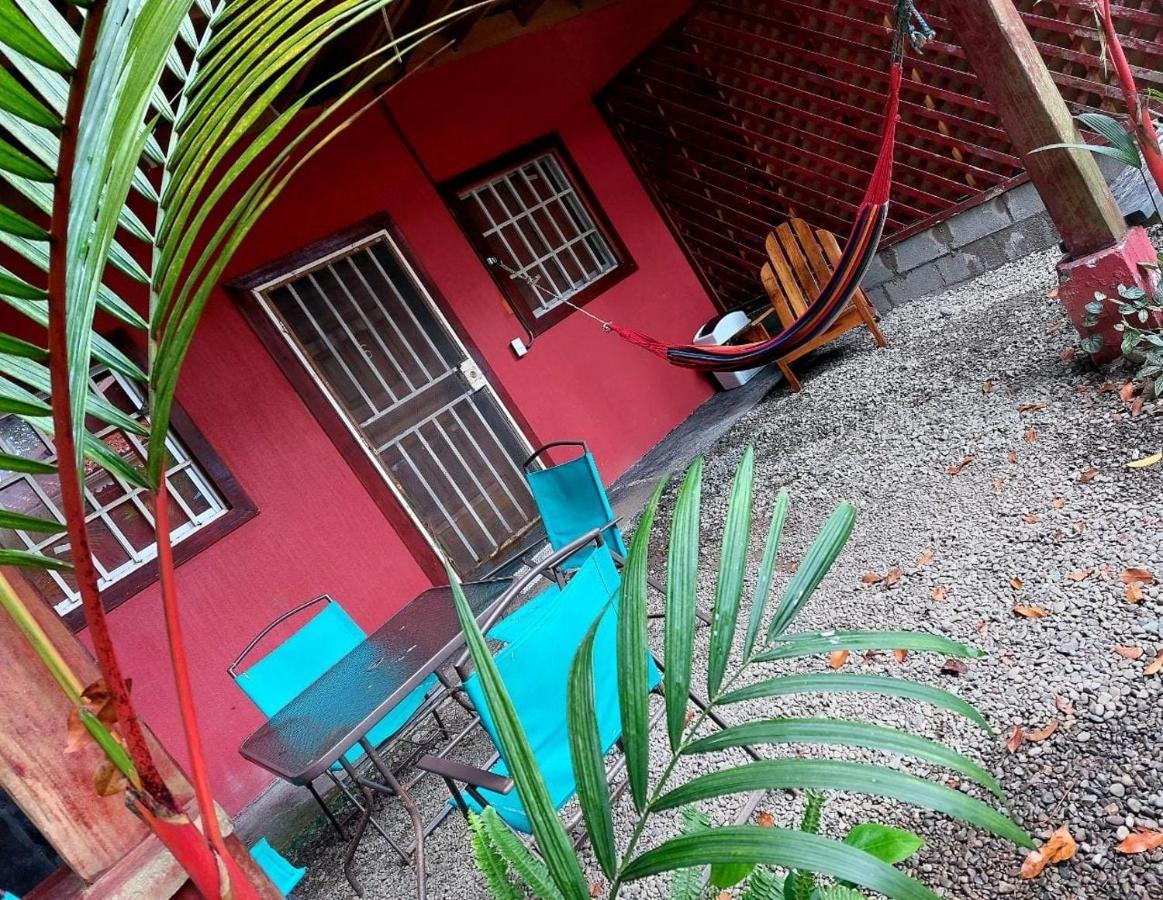 Hotel Casa Vito Puerto Viejo de Talamanca Exterior foto
